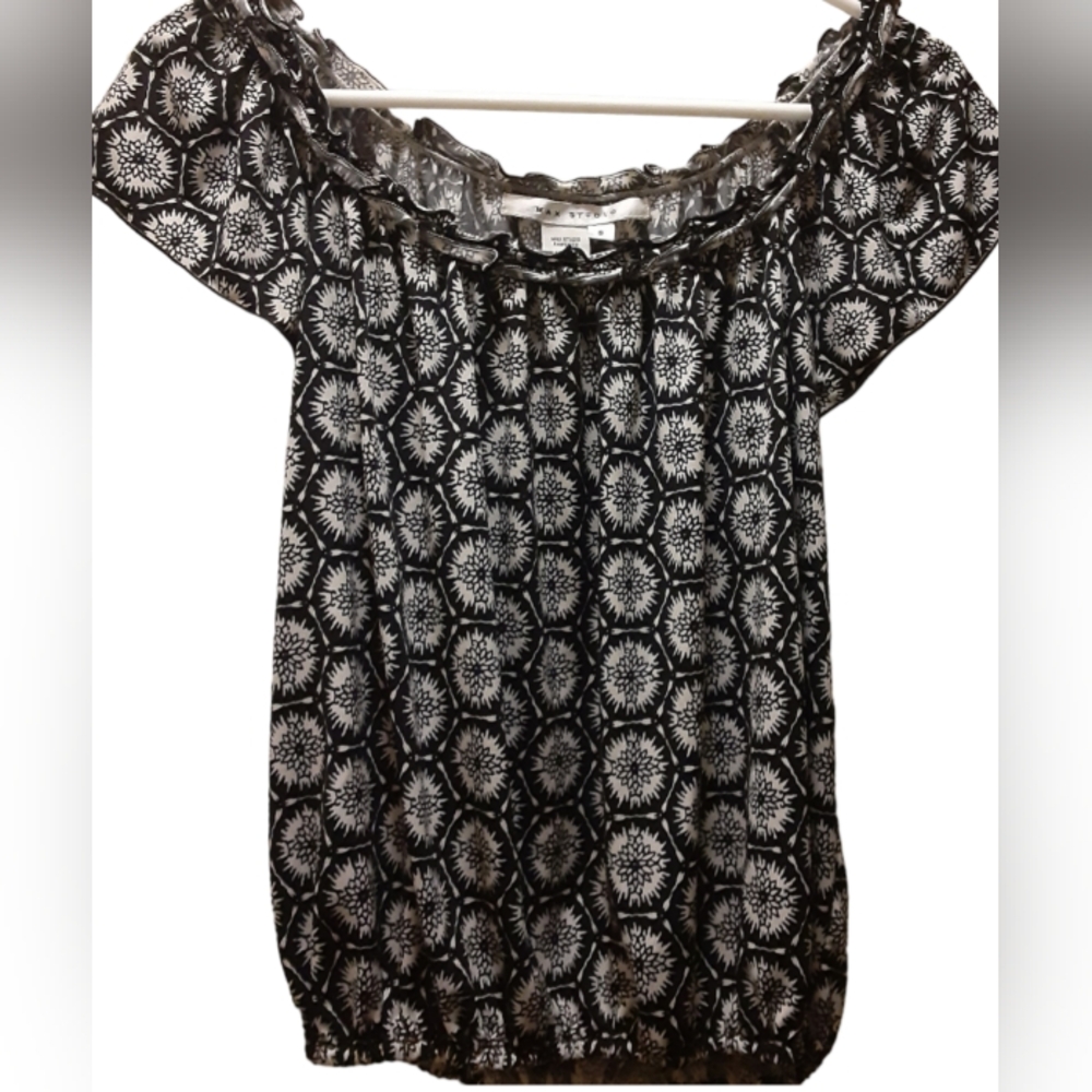 Women's MAX STUDIO BLACK & WHITE STRETCH SUMMER TOP SIZE S